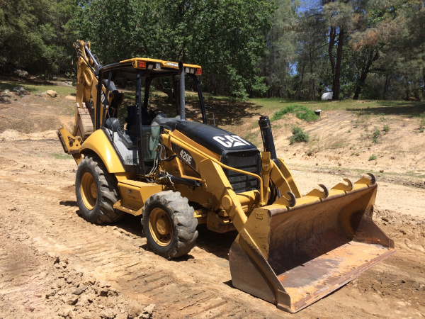 2008 CAT 420E Backhoe