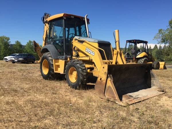 2007 Deere 310SG Backhoe