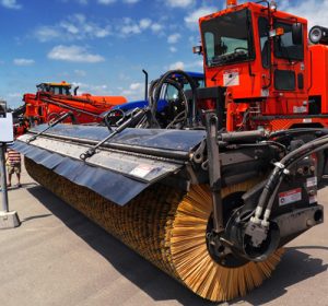 Sweepers/ Broom Equipment