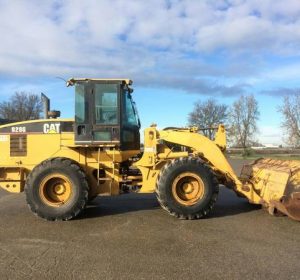 2002 CAT 928G