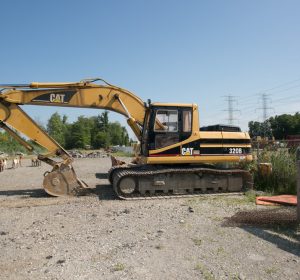 1997 CAT 320BL Excavator