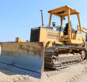 2000 CAT D4C Dozer