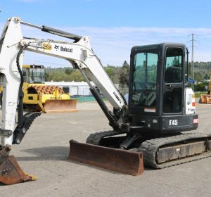 2011_BOBCAT_E45_MINI_EXCAVATOR_FOR_SALE