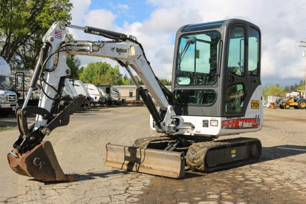 2011_BOBCAT_325G_FOR_SALE